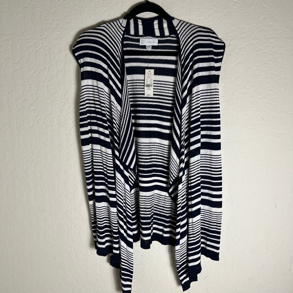 New York & Company woman's open cardigan vest, black and white stripped, size XL